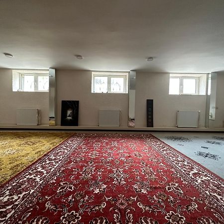 Отель Гостевой дом Nukri Гори Экстерьер фото